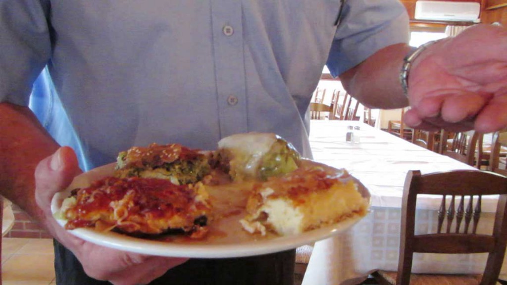 A plate of various samples of Greek foud