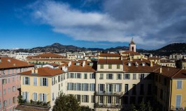 A blue sky in Nice